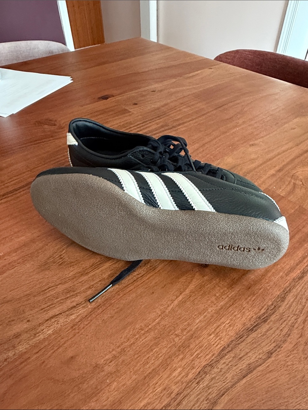 NWT adidas Tokyo Sneakers in Black and White - Picture 6 of 7